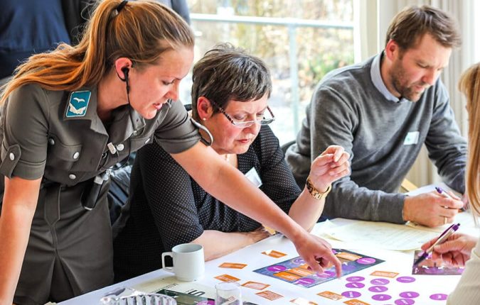 Indendørs teambuilding med agentløsning og missioner. Med Midgaard Event