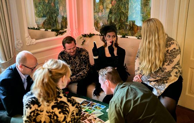 Indendørs teambuilding med gådespil og mysterier - Godfather Cluedo med Midgaard Event