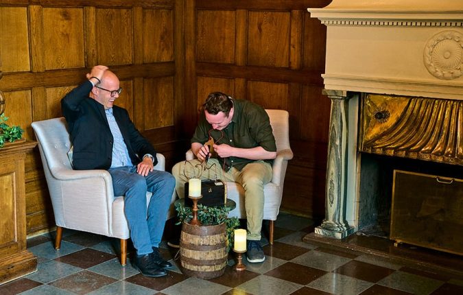 Indendørs teambuilding med gådespil og mysterier