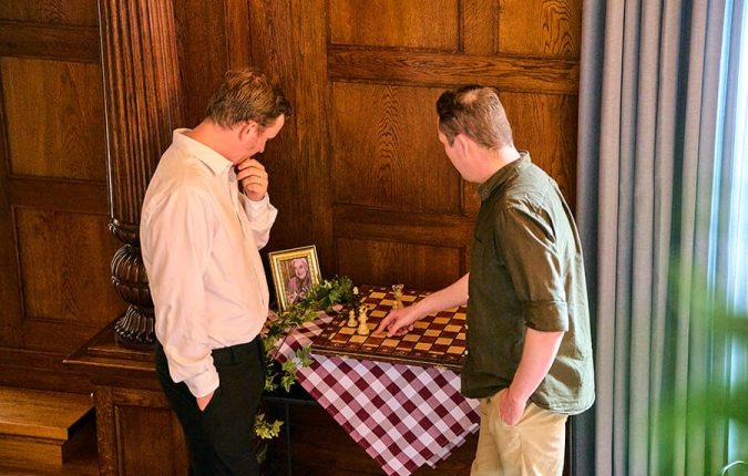 Indendørs teambuilding med gådespil og mysterier