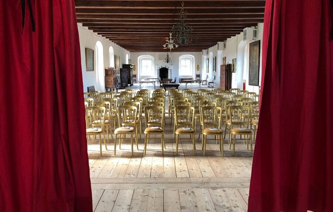 Indoor teambuilding and Murder Mystery theatre with Midgaard Event