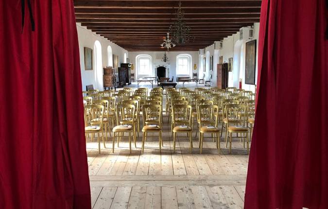 Indoor teambuilding and Murder Mystery theatre with Midgaard Event